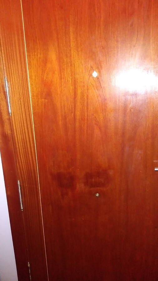 Manchas en puerta - Acabados - Foromadera