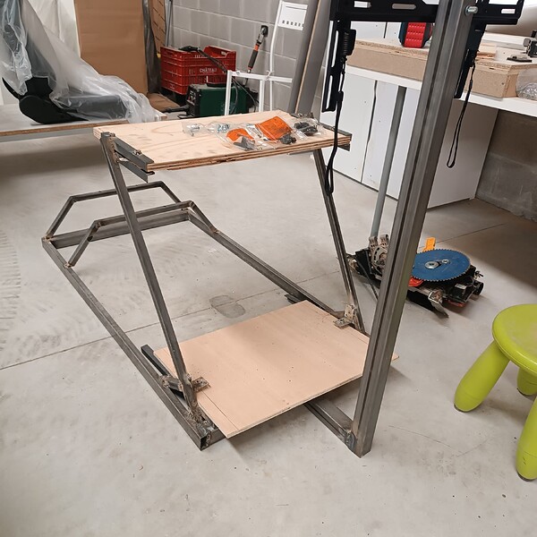 17482515419362908770879852246007