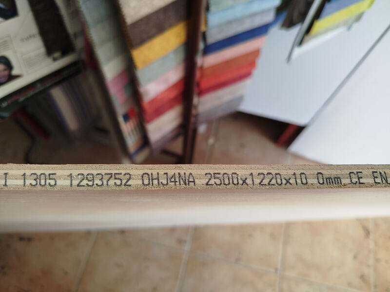 1000206272