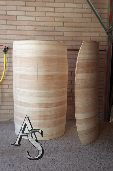 Los escudos llevados a sus dimensiones y forma finales.