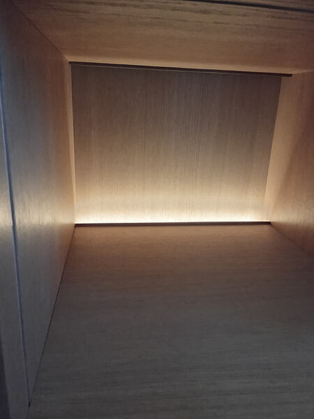 1000007422