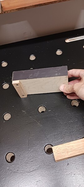 1000083483