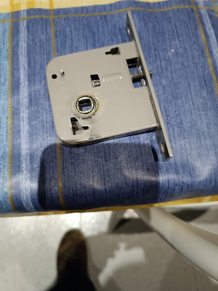 16738900331001465417861784047187