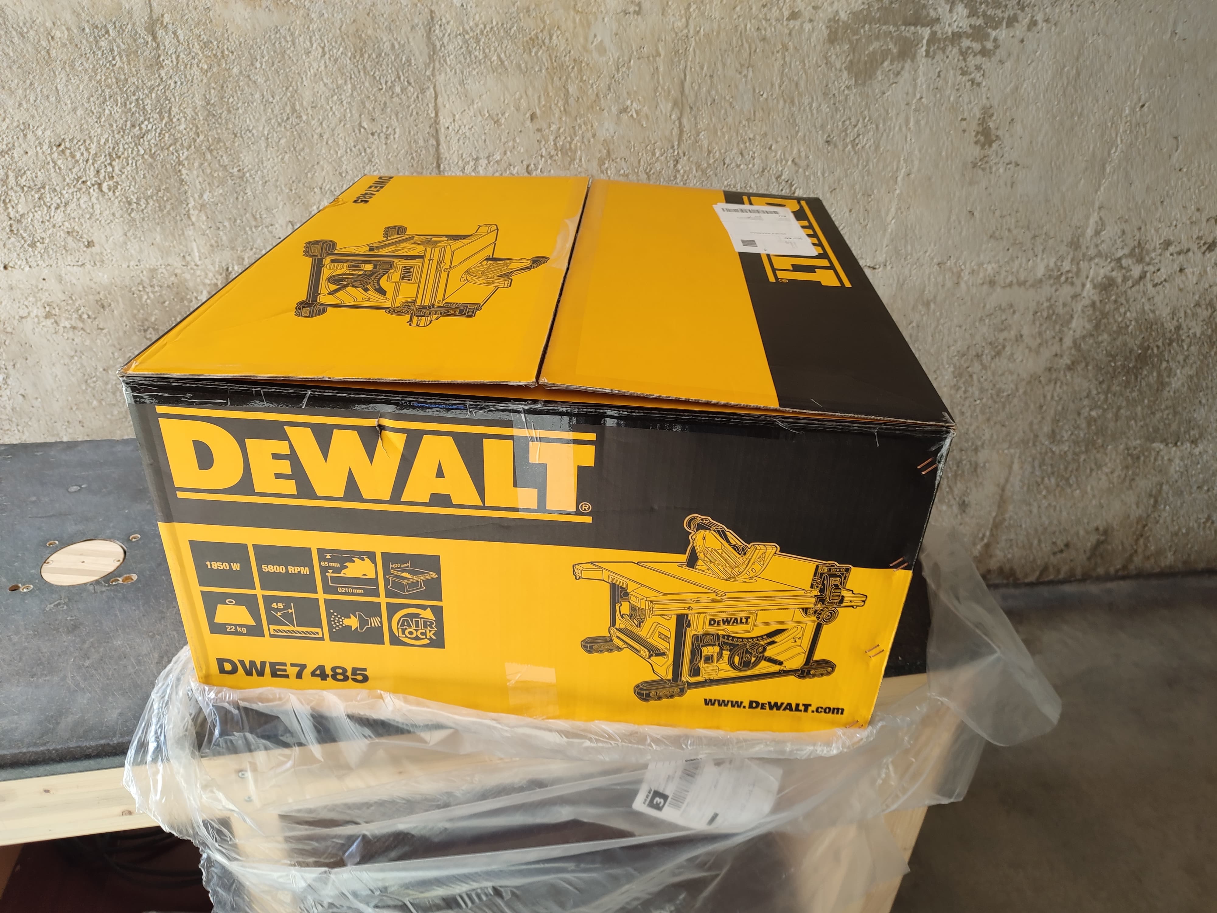 Dewalt 7485 Completamente nueva(vendida) Compraventa Foromadera